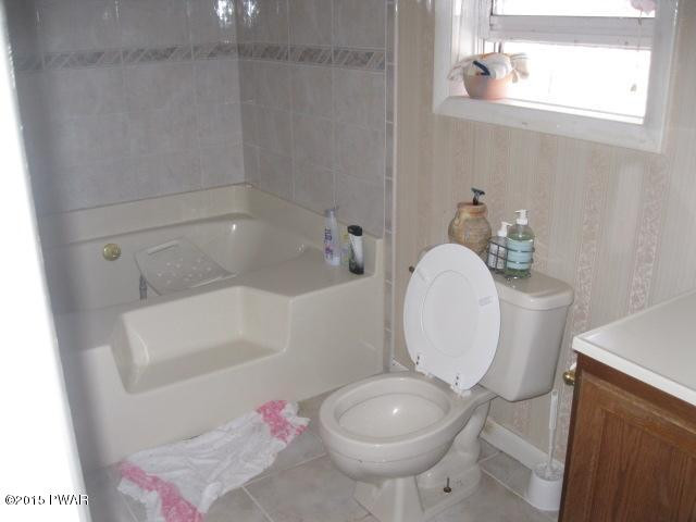3194 Northgate Road Lake Ariel, PA 18436 - Photo 8 of 20