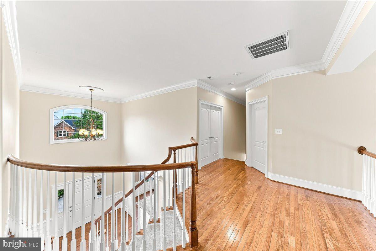13 Poplar Road Chadds Ford, PA 19317 - Photo 32 of 56 2nd Floor Hall