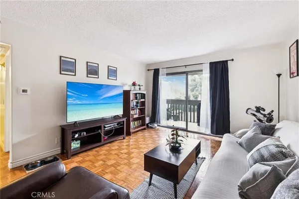 $369,900 | 1610 Neil Armstrong Street, Unit 313, Montebello, CA 90640