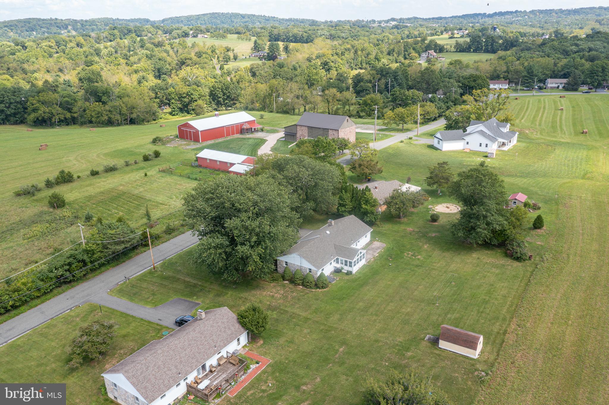 34 Locust Road Boyertown, PA 19512 - Photo 6 of 27 Gallery Image 6