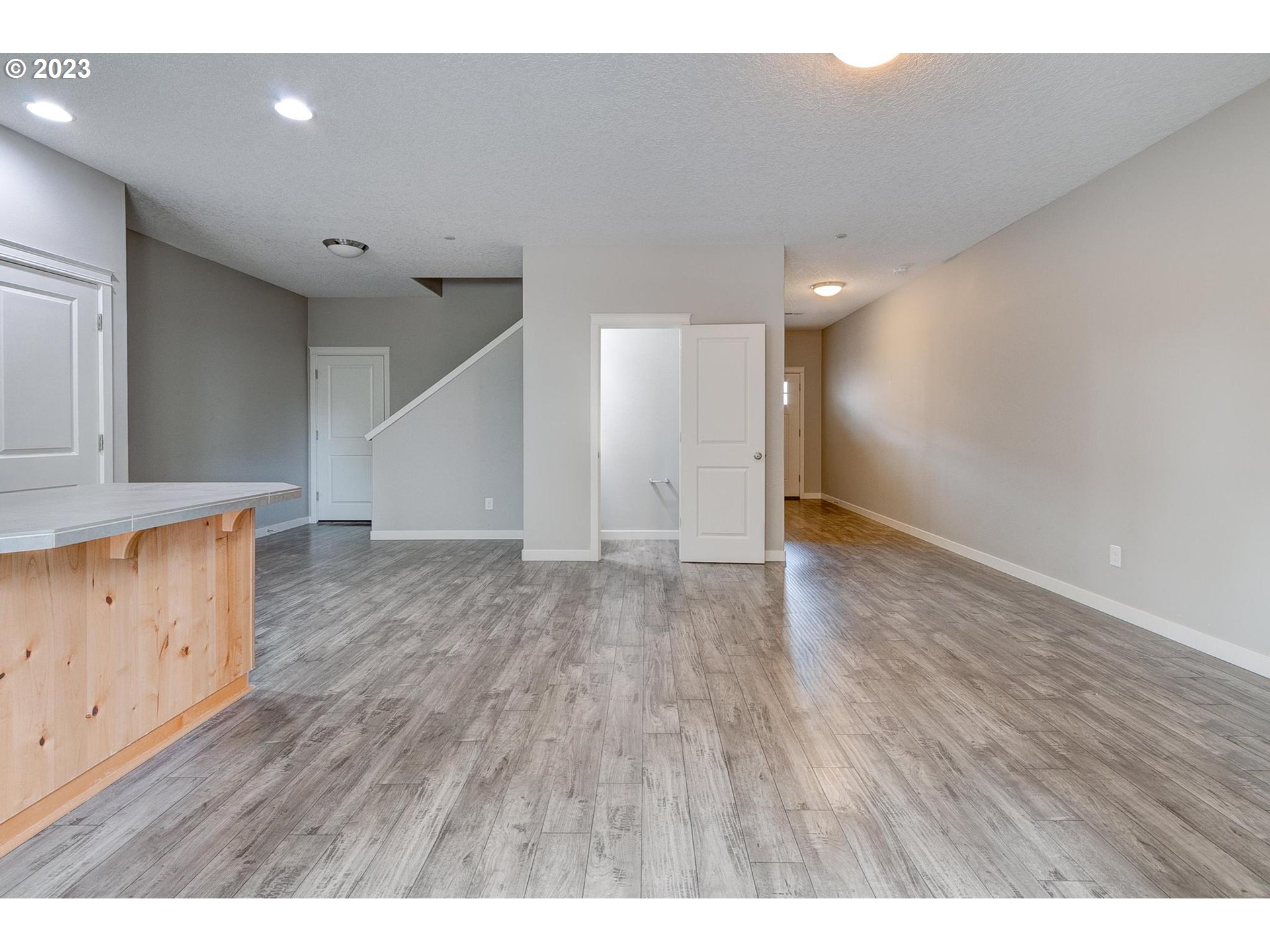 174 North 44th Place Ridgefield, WA 98642 - Photo 3 of 33