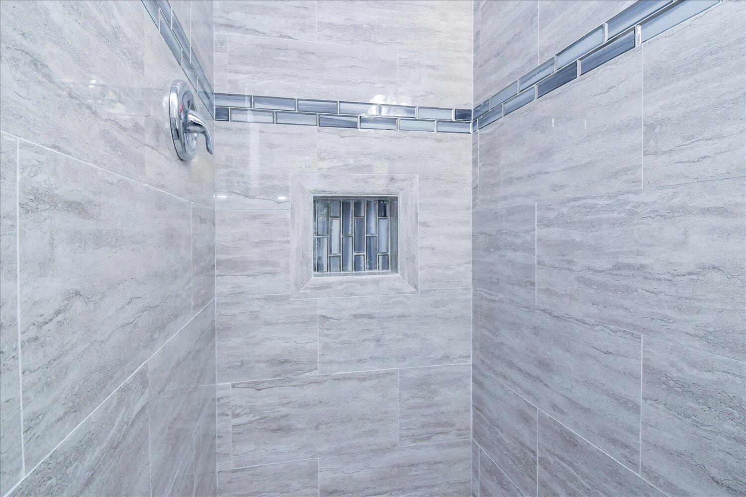 3703 Cove Road Roanoke, VA 24017 - Photo 9 of 27 a bathroom with a shower