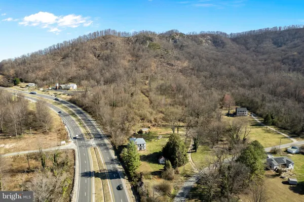 $299,999 | 31 Orchard Road, Lovingston, VA 22949