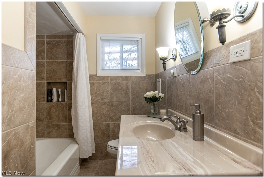4868 South Sedgewick Road Cleveland, OH 44124 - Photo 22 of 35 Gallery Image 22