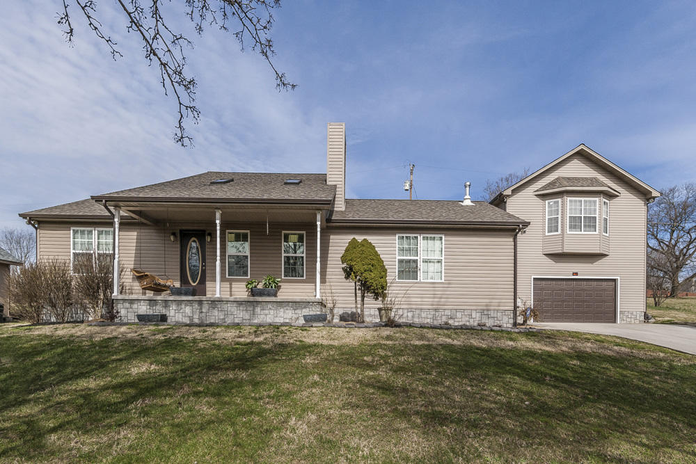 7755 Heiskell Road Powell, TN 37849 - Photo 2 of 31 197N6896w (2)