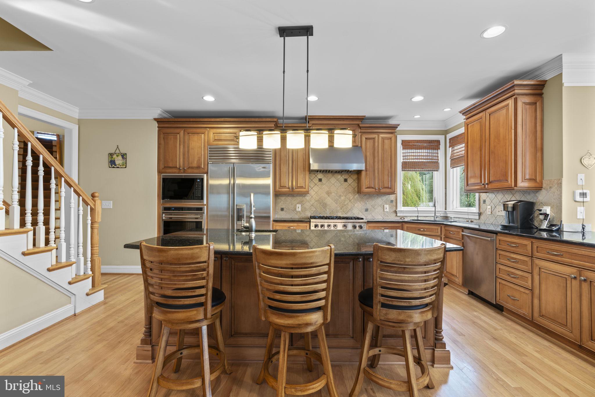 370 Eagle Hill Road Pasadena, MD 21122 - Photo 14 of 118 Kithcen