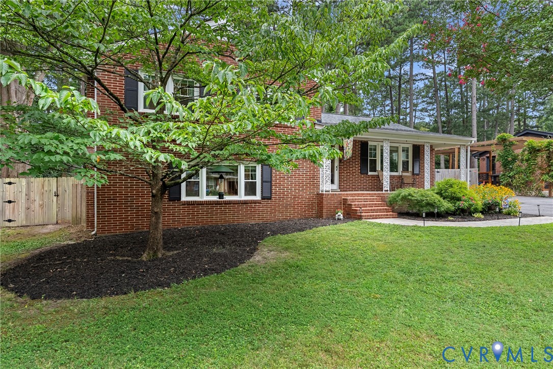 6815 Shawnee Road Richmond, VA 23225 - Photo 3 of 42 Gallery Image 3
