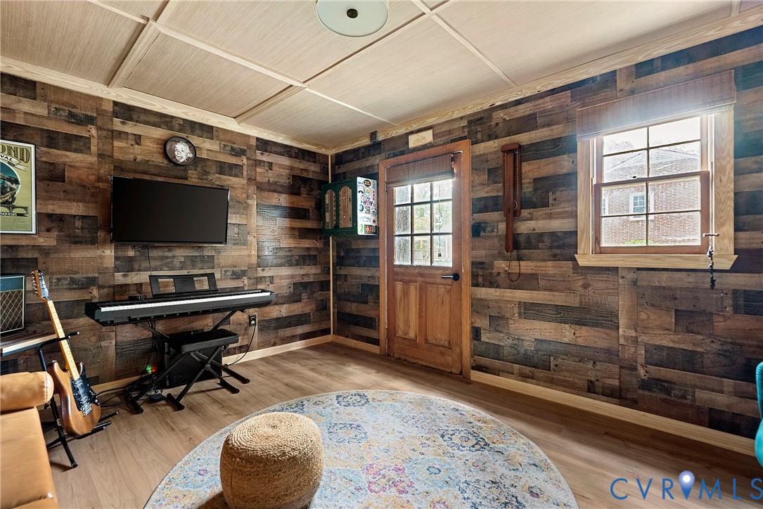 6815 Shawnee Road Richmond, VA 23225 - Photo 34 of 42 Gallery Image 34