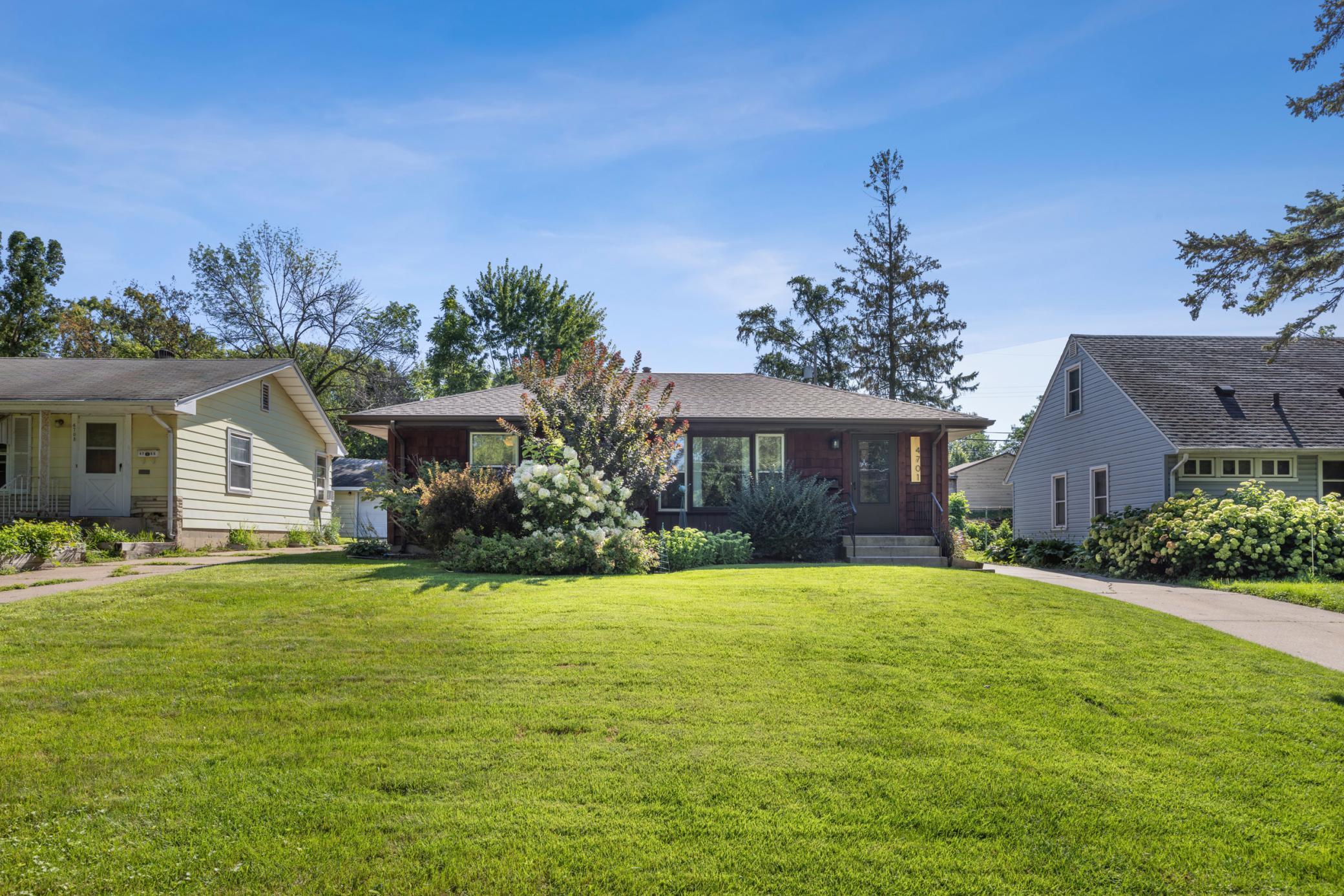 4701 Chatham Road Columbia Heights, MN 55421 - Photo 1 of 1