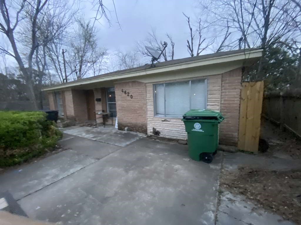 4620 Werner Street Houston, TX 77022 - Photo 2 of 3