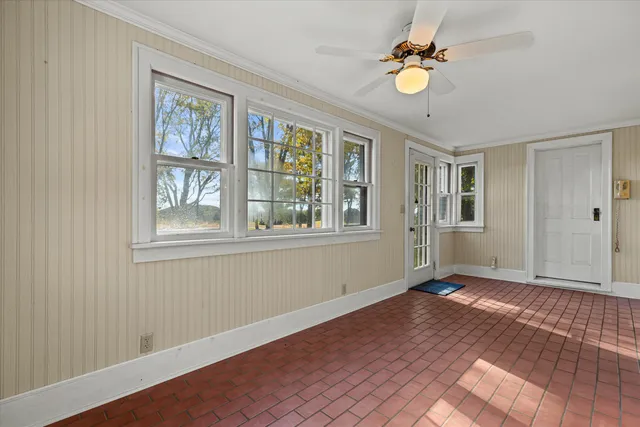 $550,000 | N5724 North Helenville Road, Helenville, WI 53137