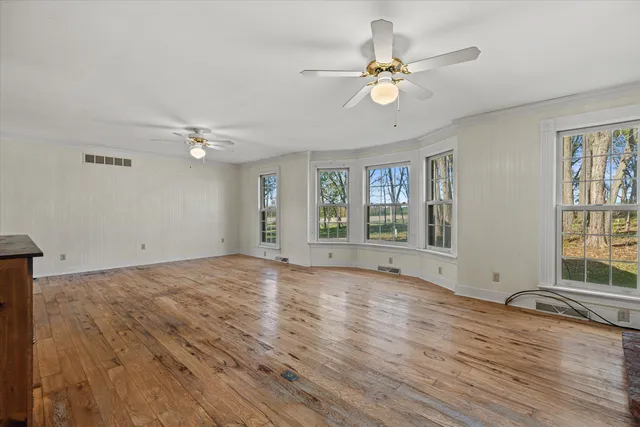 $550,000 | N5724 North Helenville Road, Helenville, WI 53137