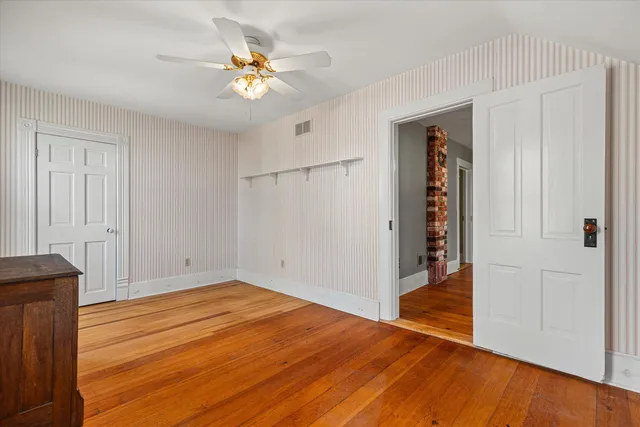 $550,000 | N5724 North Helenville Road, Helenville, WI 53137