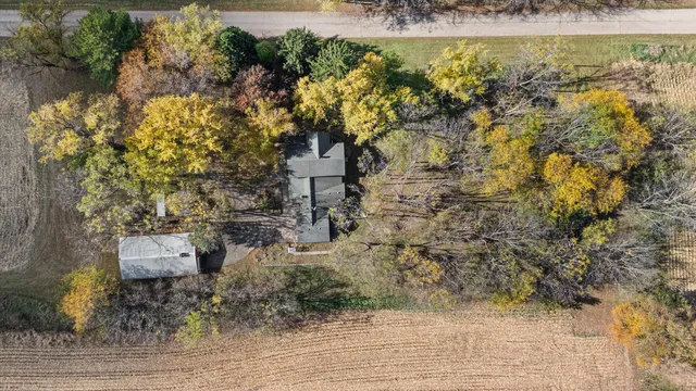 $550,000 | N5724 North Helenville Road, Helenville, WI 53137