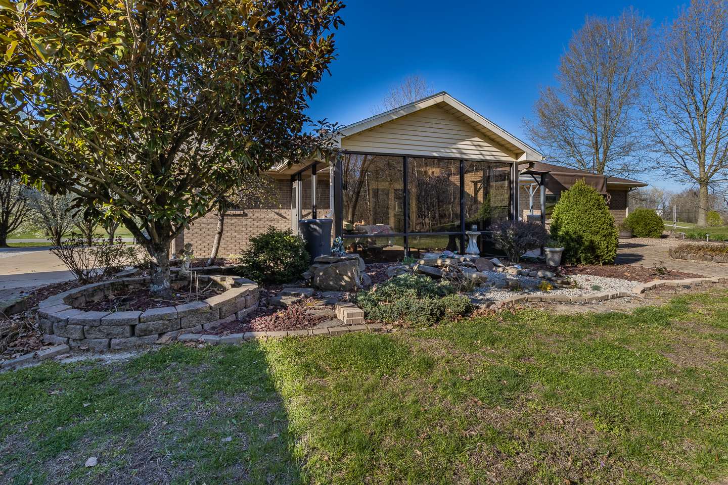 755 West New Hope Road Boonville, IN 47601 - Photo 23 of 32 Gallery Image 23