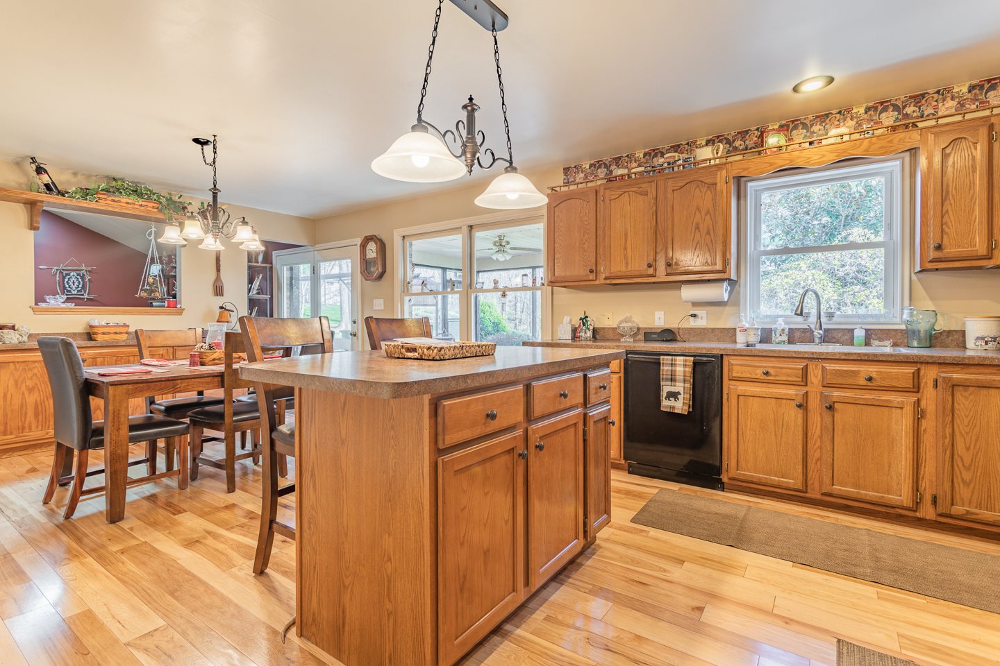 755 West New Hope Road Boonville, IN 47601 - Photo 7 of 32 Gallery Image 7