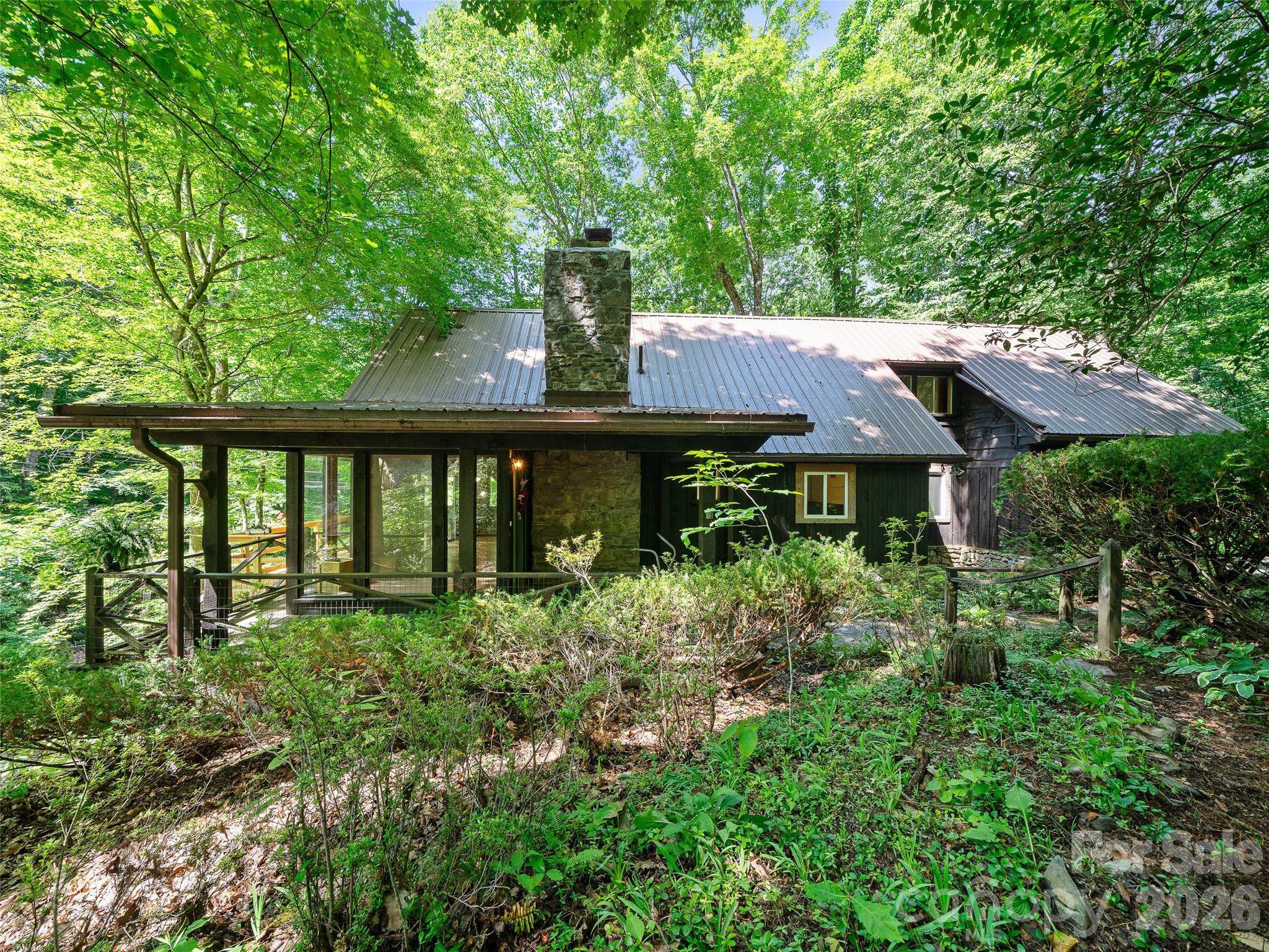 552 North Fork Road Burnsville, NC 28714 - Photo 9 of 48