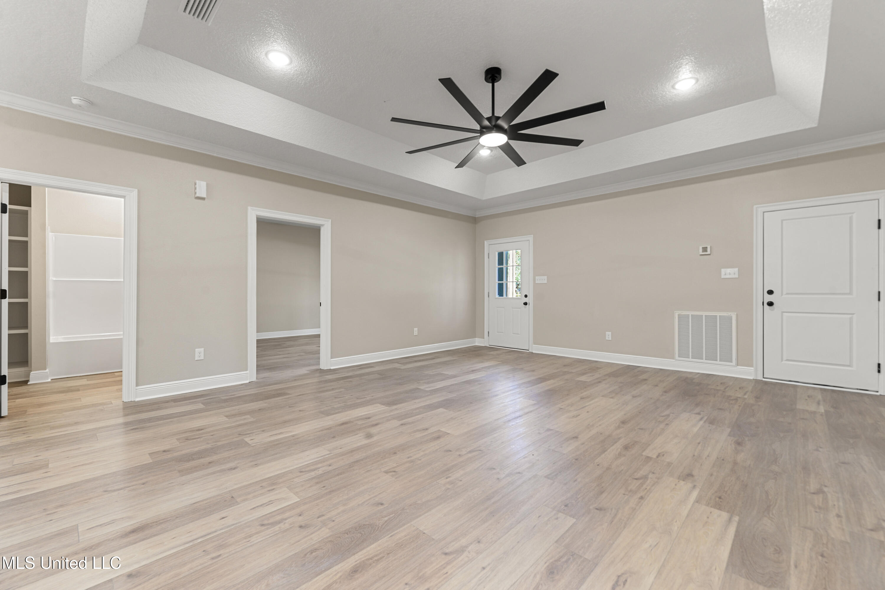 8755 Daisy Vestry Road Biloxi, MS 39532 - Photo 4 of 23 006