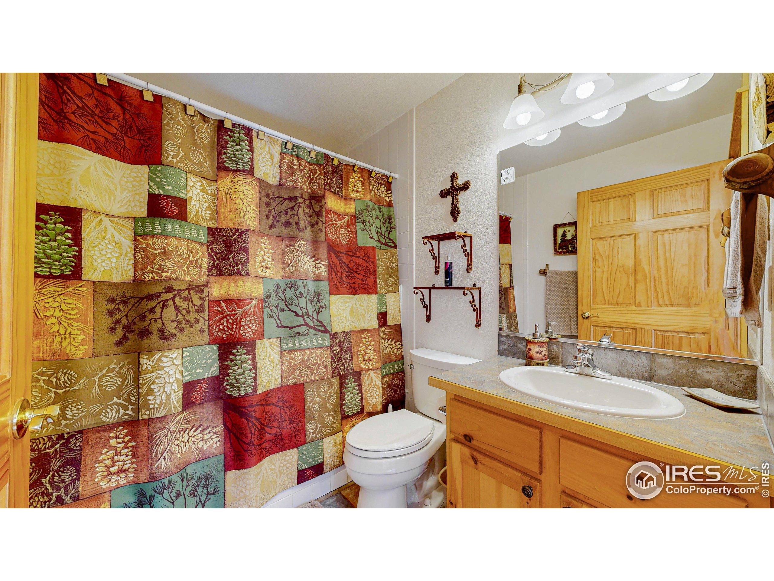 1516 Fish Hatchery Road, Unit 17 Estes Park, CO 80517 - Photo 8 of 26