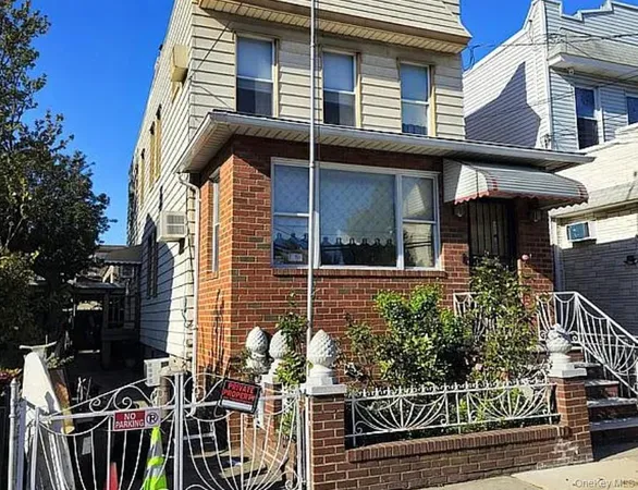 $3,200 | 53-74 72nd Place, Unit 1 | Maspeth