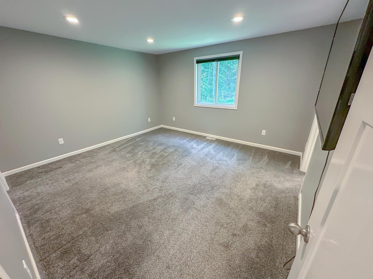 3390 West Curtis Road Coleman, MI 48618 - Photo 11 of 30 1924014-0e2634e7-3fe3-41e1-9c0a-c3126f015c14.JPG