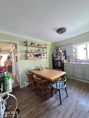 $215,000 | 26 Winthrop Street, Colonie, NY 12205