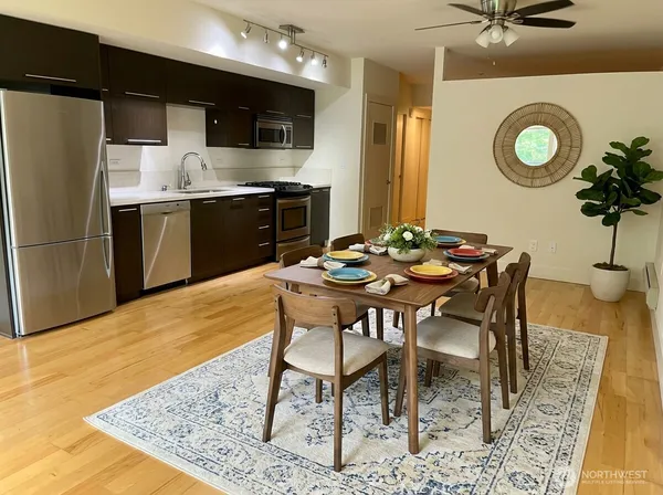 $359,990 | 2911 2nd Avenue, Unit 324, Seattle, WA 98121