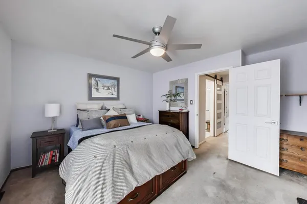 $192,500 | 391 Meadow Green Lane, Round Lake Beach, IL 60073