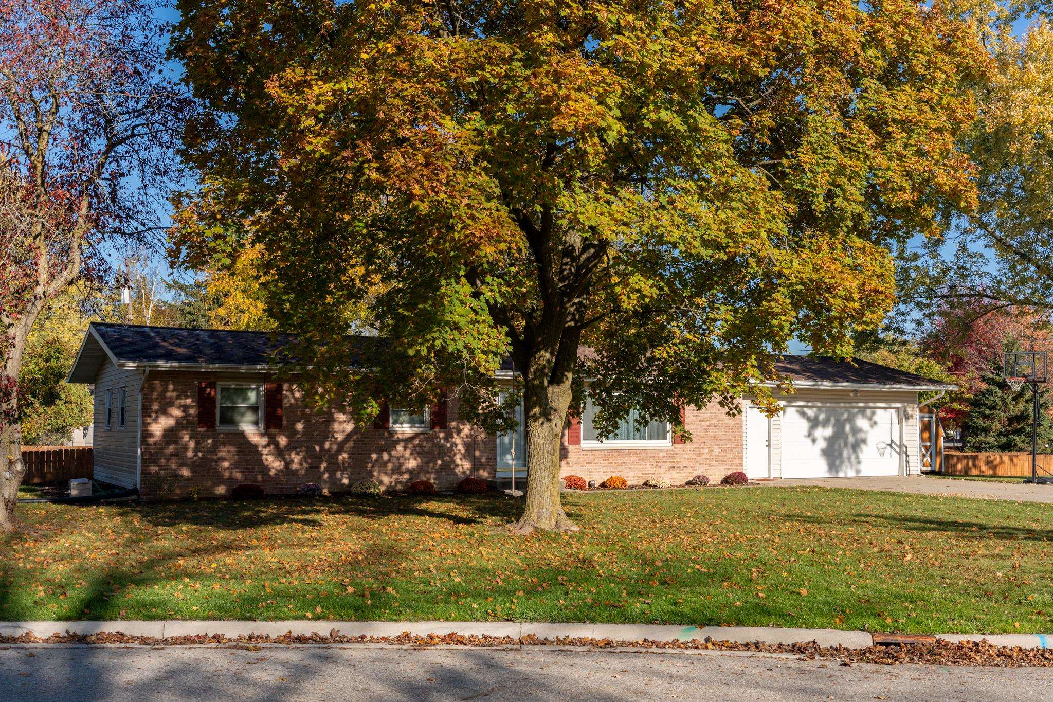 1430 Watson Road Mount Pleasant, MI 48858 - Photo 2 of 31 1940033-7c3c129a-23c7-477d-9113-a1a5760120ed.JPG