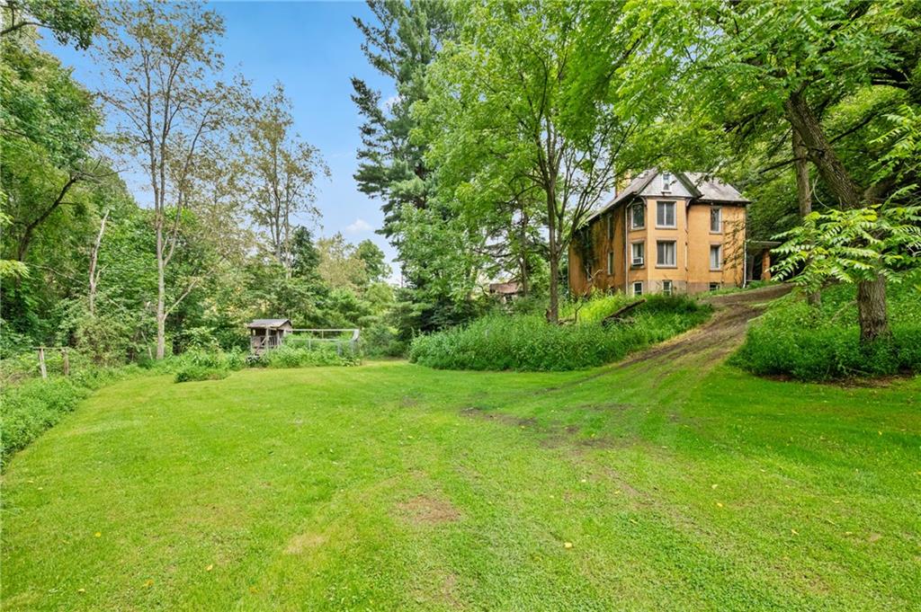 5740 Mamont Road Murrysville, PA 15668 - Photo 6 of 20 Gallery Image 6