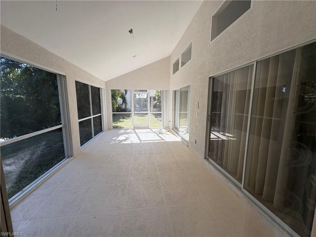 804 Bluebird Street Naples, FL 34104 - Photo 20 of 42