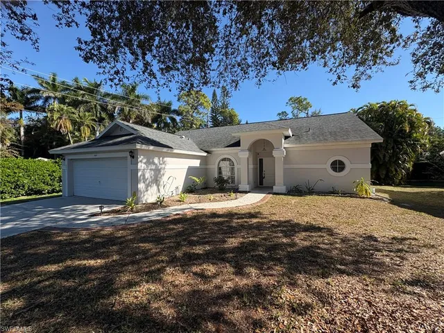 $559,900 | 804 Bluebird Street, Naples, FL 34104