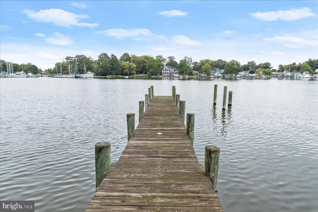 $620,000 | 116 Kingston Park Lane East, Middle River, MD 21220