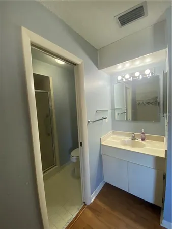 $199,000 | 7933 Pine Drive, Unit 37, Temple Terrace, FL 33637