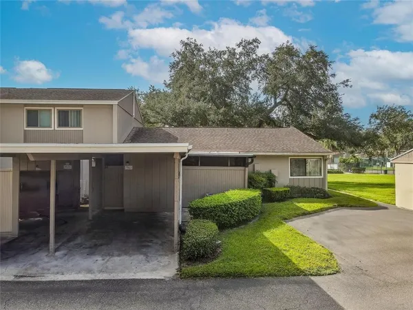 $199,000 | 7933 Pine Drive, Unit 37, Temple Terrace, FL 33637