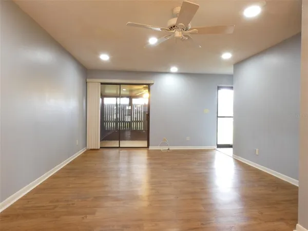 $199,000 | 7933 Pine Drive, Unit 37, Temple Terrace, FL 33637