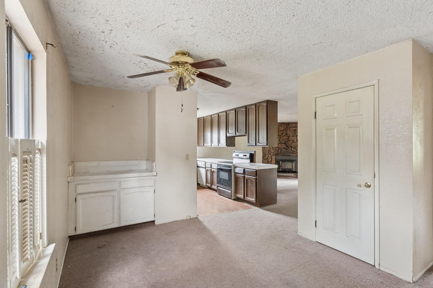 11183 Sunset Way Grass Valley, CA 95949 - Photo 10 of 49