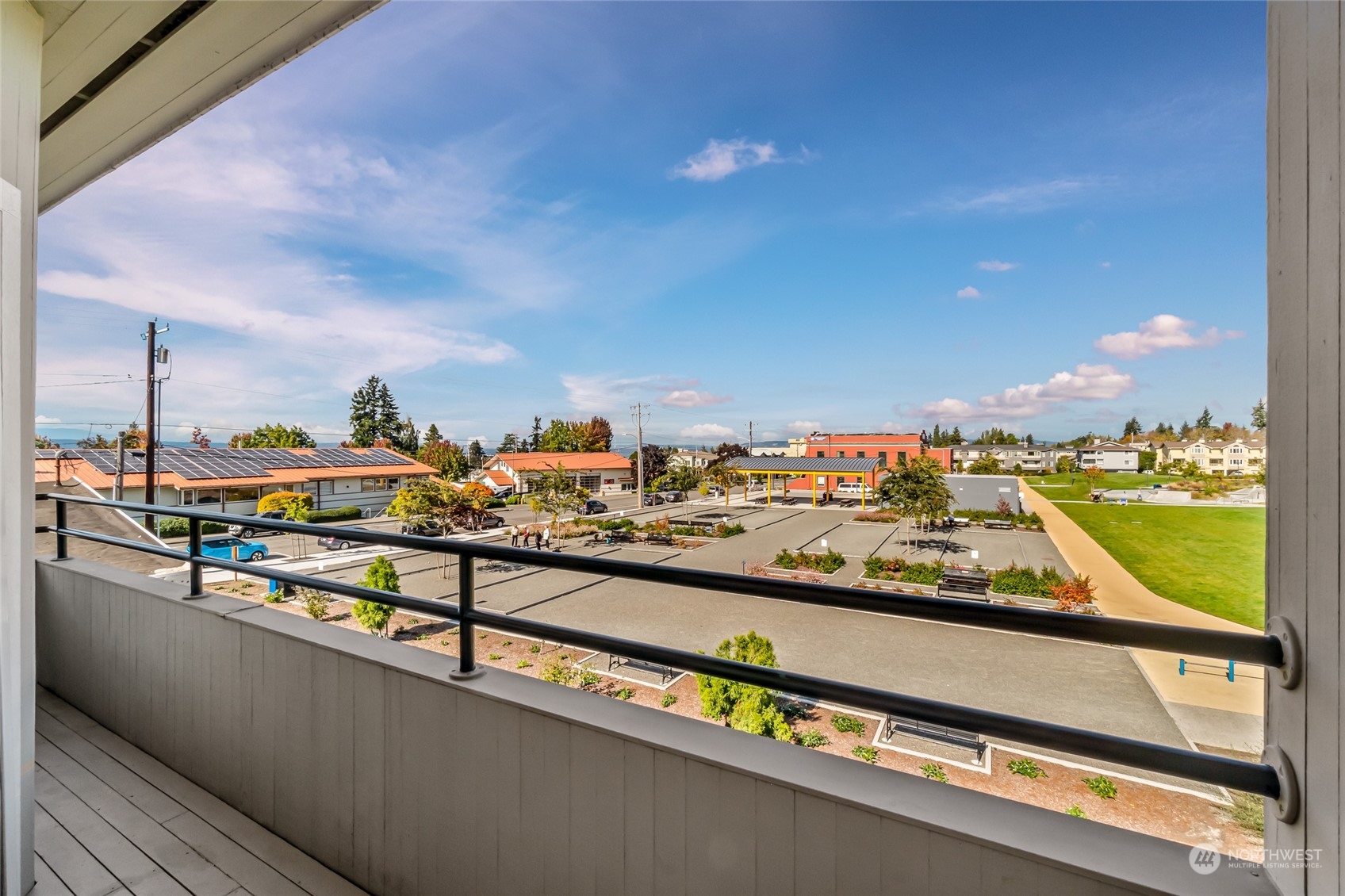 611 Bell Street, Unit 2 Edmonds, WA 98020 - Photo 1 of 37 Gallery Image 1