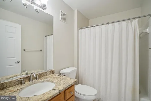 $3,450 | 6022 Madison Overlook Court, Falls Church, VA 22041