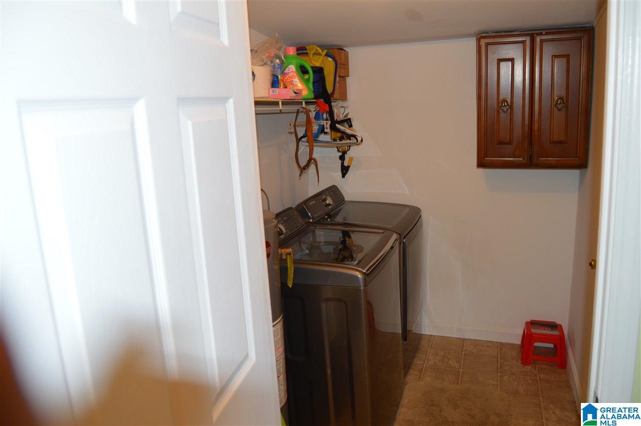 45 Helen Street Warrior, AL 35180 - Photo 8 of 14
