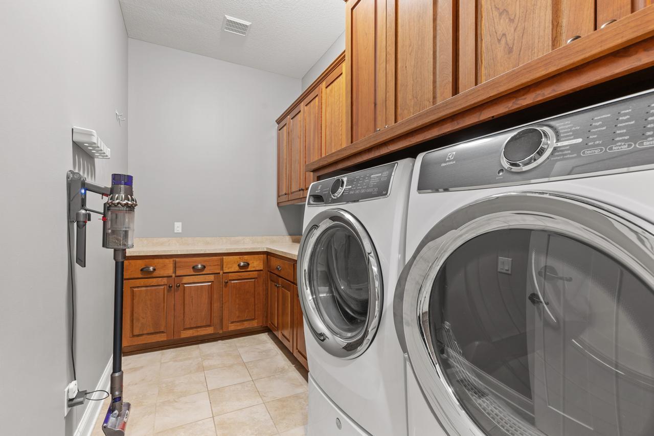 9106 Cold Stream Lane Eden Prairie, MN 55347 - Photo 25 of 64