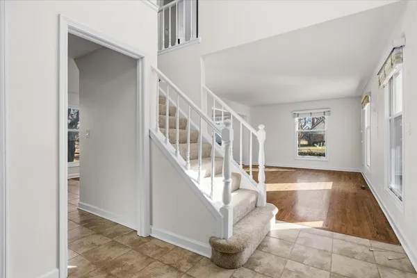 $564,000 | 1150 Thompson Boulevard, Buffalo Grove, IL 60089