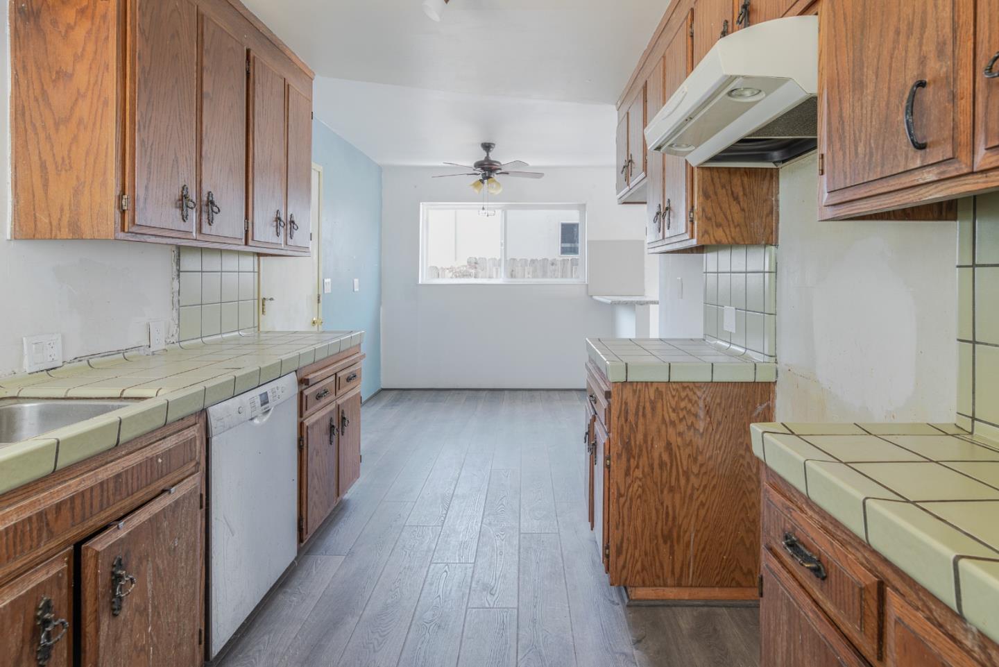 187 Turlock Way Hayward, CA 94544 - Photo 22 of 37