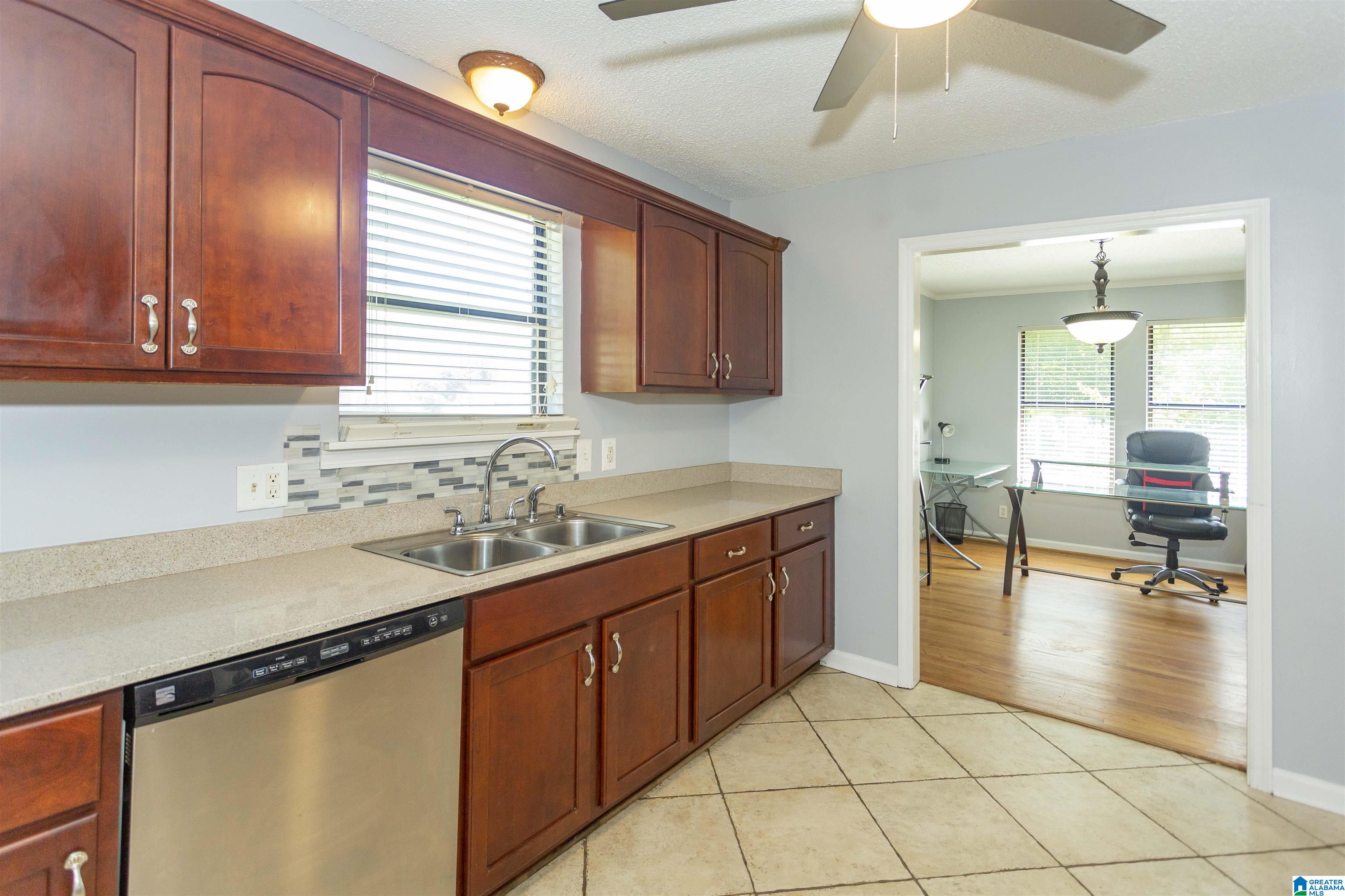 532 Timber Ridge Drive Birmingham, AL 35214 - Photo 11 of 49