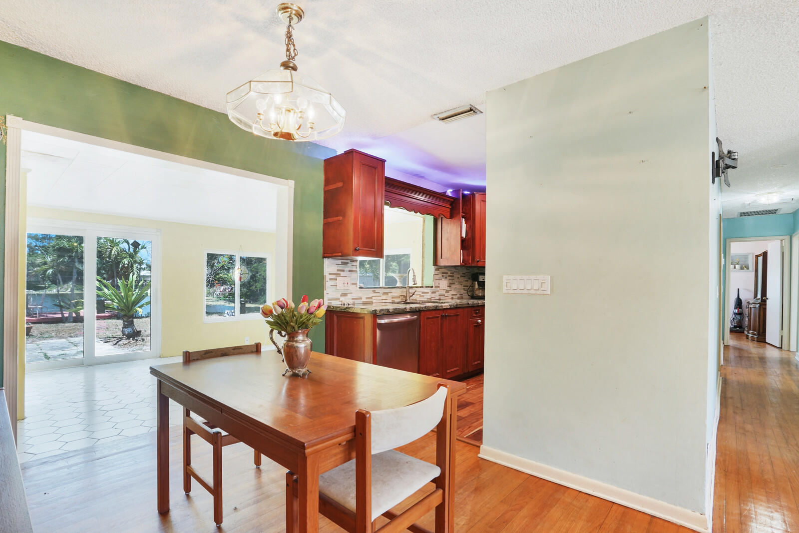 3181 Riddle Road West Palm Beach, FL 33406 - Photo 11 of 41 15_Image_7_mls