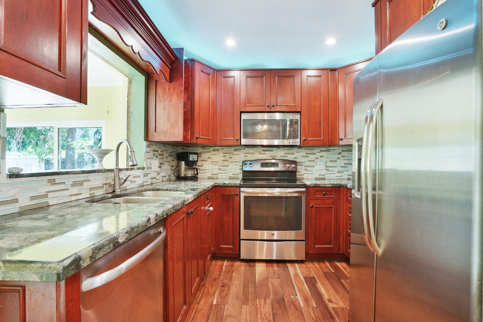 3181 Riddle Road West Palm Beach, FL 33406 - Photo 12 of 41 16_Image_8_mls