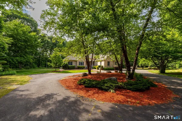 $775,000 | 69 Elizabeth Drive, Southington, CT 06489