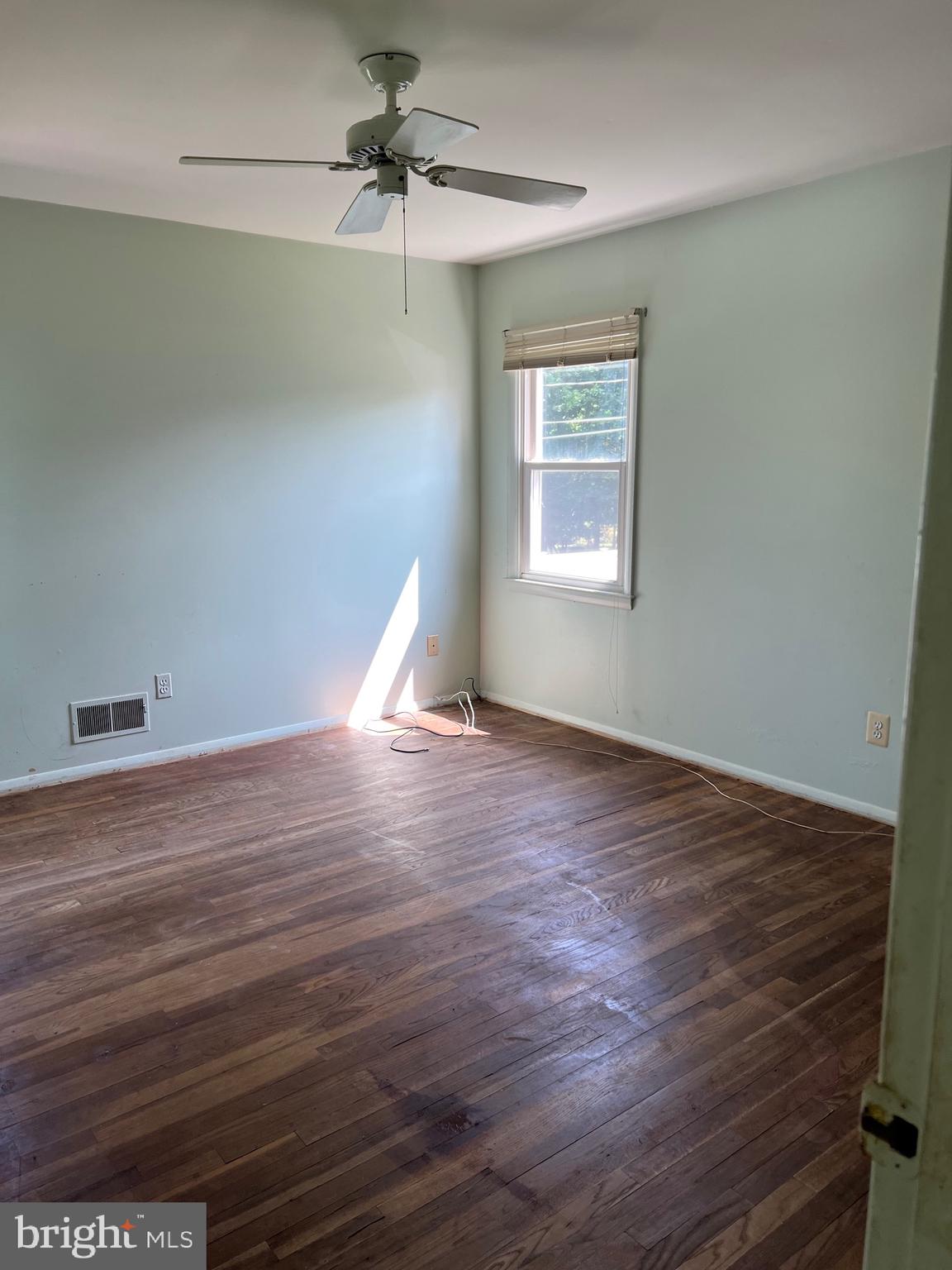 112 Nicodemus Road Reisterstown, MD 21136 - Photo 7 of 24 BEDROOM