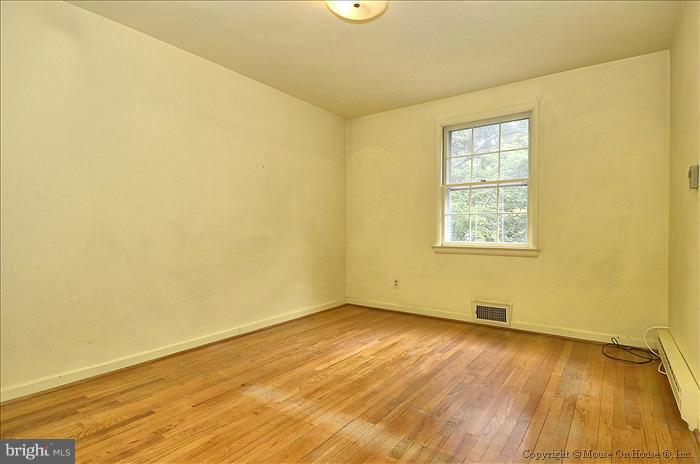 9913 Old Spring Road Kensington, MD 20895 - Photo 22 of 30 Bedroom