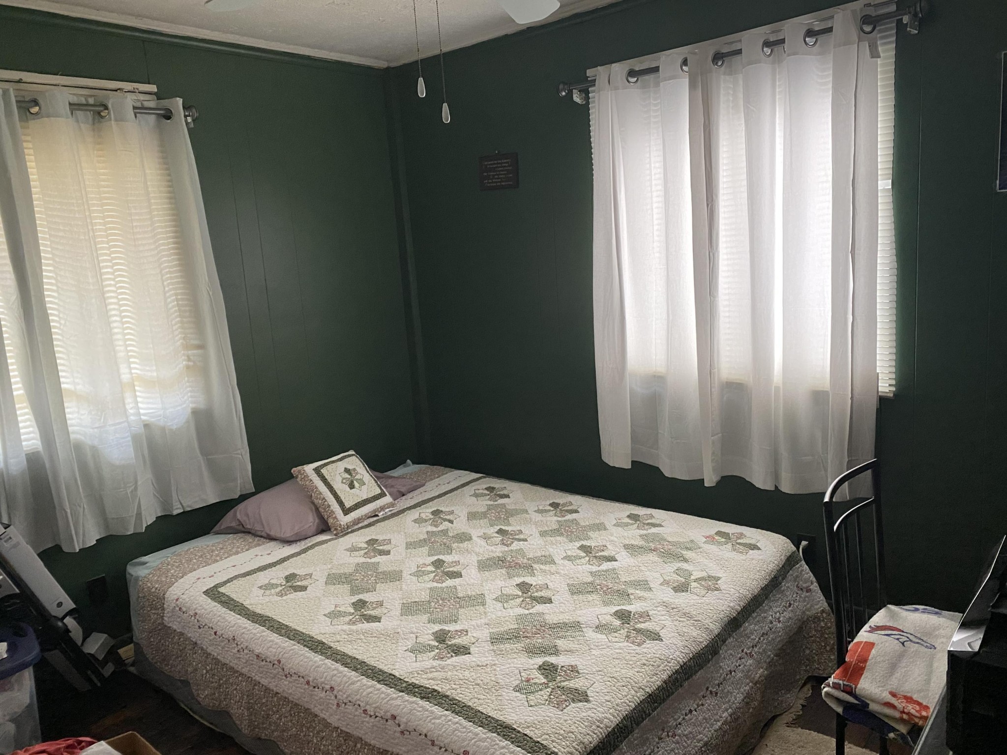 109 Tucker Road Oak Ridge, TN 37830 - Photo 6 of 20 a bedroom with a bed and a window